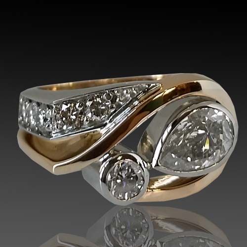 Anillo Irregular Vintage de Zirconia en Oro & Plata