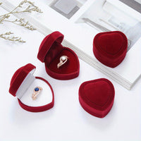 Caja de Anillo en Forma de Corazón Lujosa