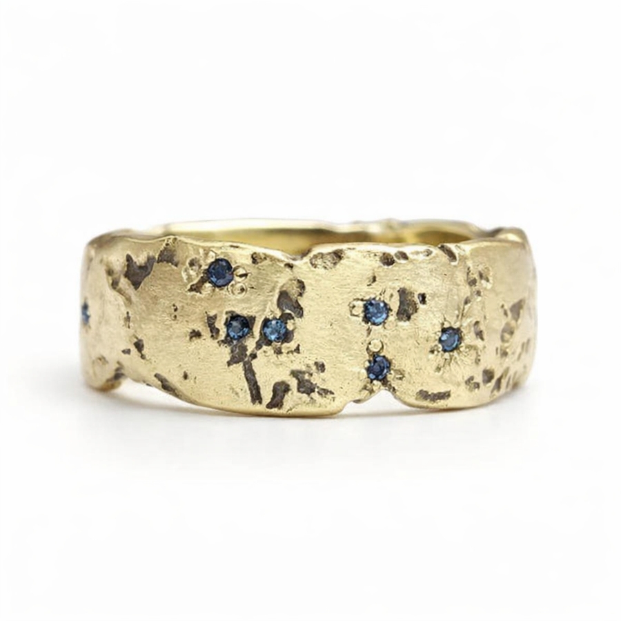 Anillo Forjado de Cristal Azul con Incrustaciones en Oro Estilo Antiguo