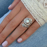 Anillo Ajustable Cuchara de Ópalo Blanco