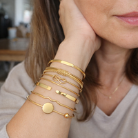 Set de Pulseras Elegancia Anudada