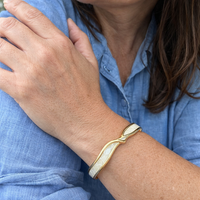 Pulsera de Ópalo Resplandor Dorado