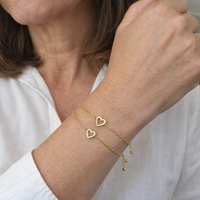 Pulseras de Corazón Radiantes