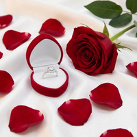 Caja de Anillo en Forma de Corazón Lujosa