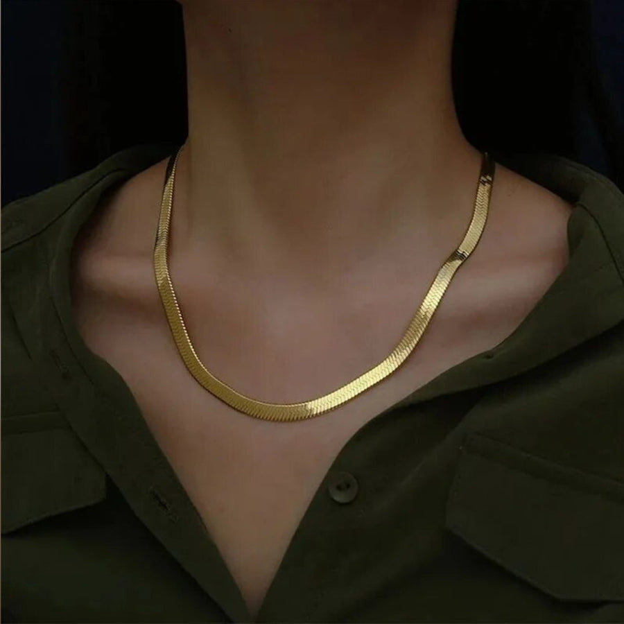 Collar Dorado Elegante