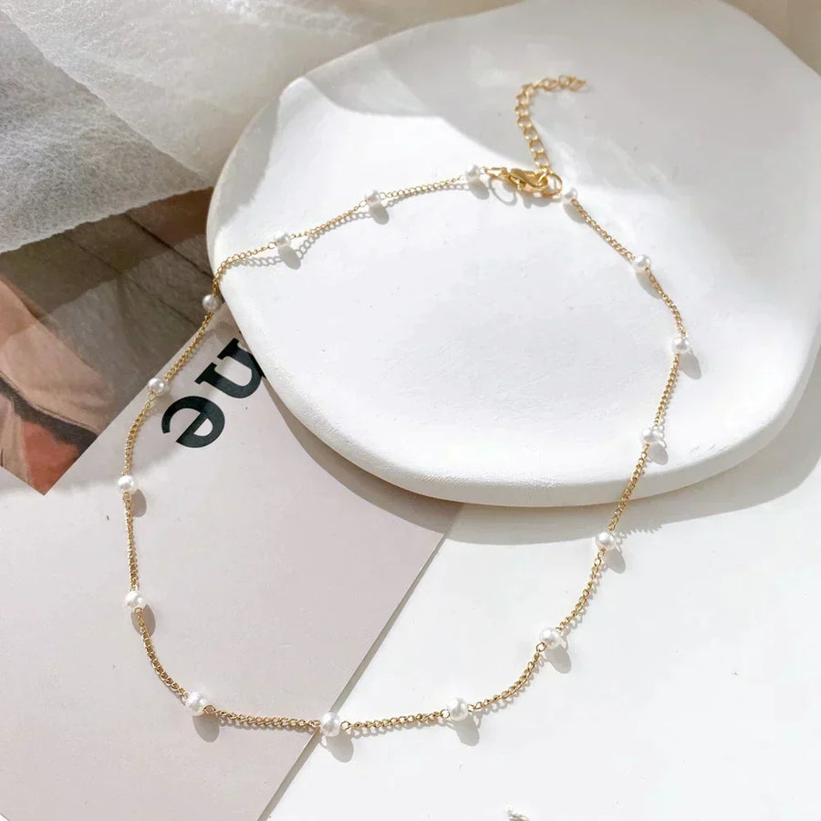 Collar de Perla Pequeña en Oro