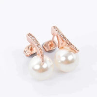 Set Collar + Aretes con Perlas en Oro Rosa
