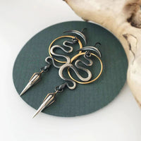 Aretes de Espiral Geométrica Irregular Serpentina
