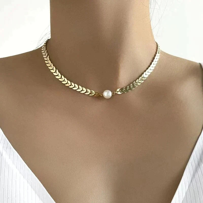 Collar de Perla Griego en Oro