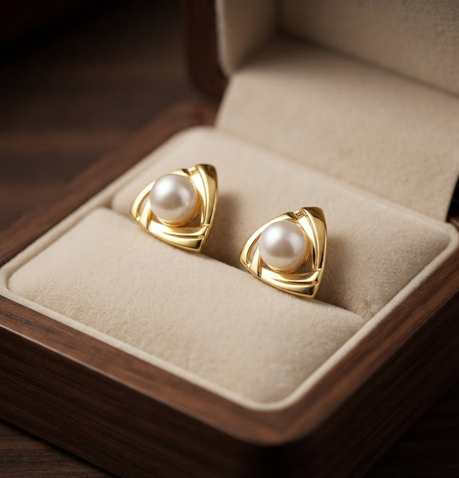 Aretes Exquisitos de Perla y Oro