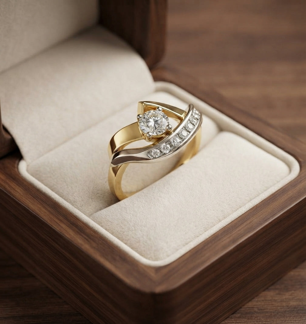 Anillo de Zirconia Irregular en Oro y Plata Estilo Antiguo