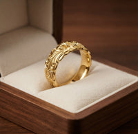 Anillo de Flor en Oro Estilo Antiguo
