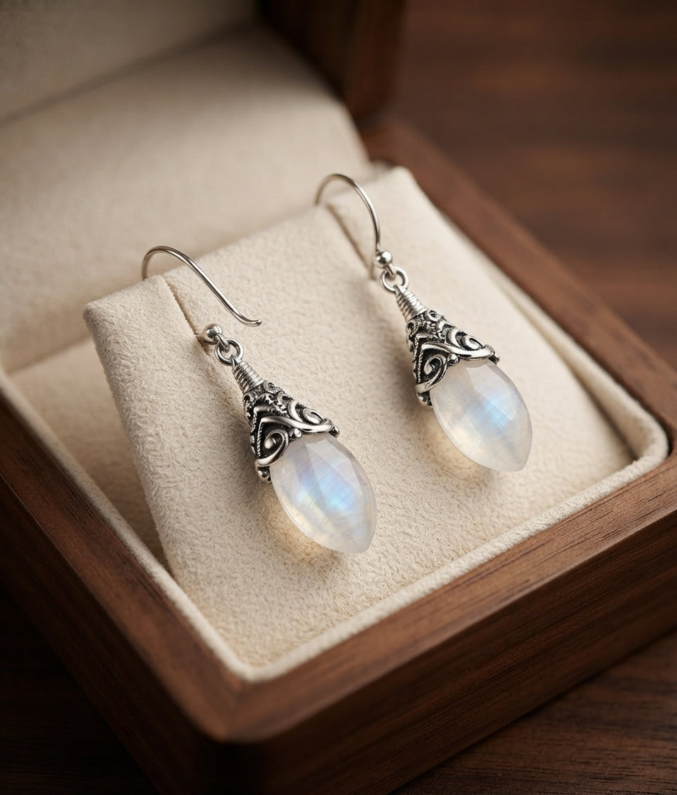 Aretes Colgantes de Piedra de Luna Estilo Antiguo