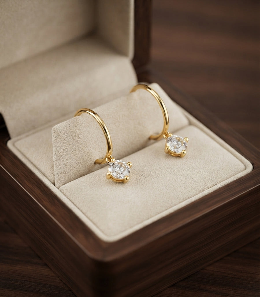 Aretes de Aro Punta Chispeante