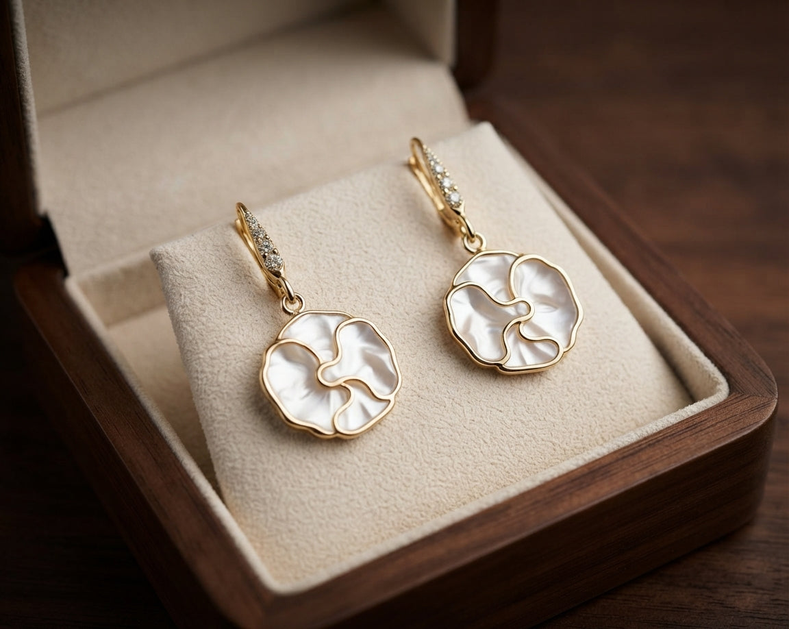 Aretes de Espiral Blanca