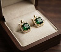 Aretes de Zirconia Cuadrada en Oro Verde