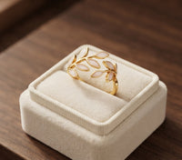 Anillo Abierto Neraya de Hoja Delicada