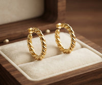 Aretes de Aro de Cuerda Trenzada