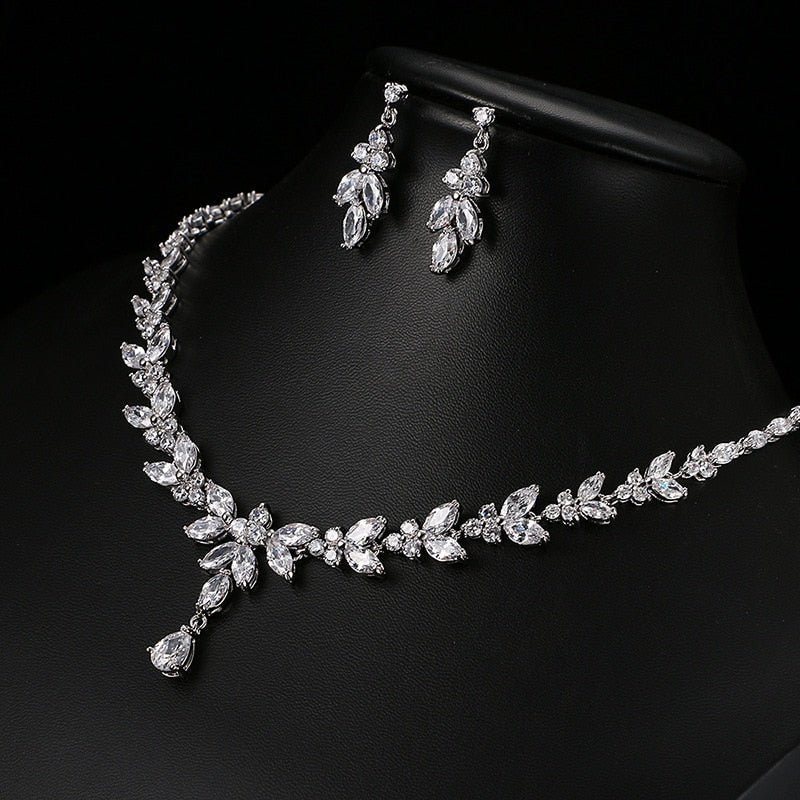 Set de Collar + Aretes de Zirconia en Plata Esterlina