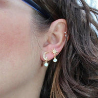 Aretes de Luna y Estrella en Oro y Ópalo