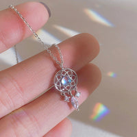Collar Atrapasueños de Luna de Cristal en Plata