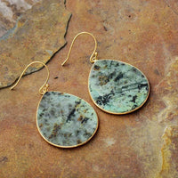 Aretes Llamativos de Gota de Agua