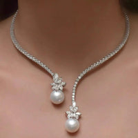 Collar elegante y brillante con perlas en plata esterlina