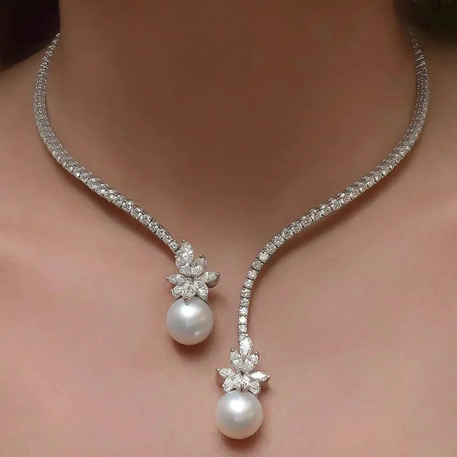 Collar elegante y brillante con perlas en plata esterlina