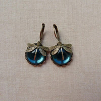Aretes Esféricos de Libélula en Oro Estilo Antiguo