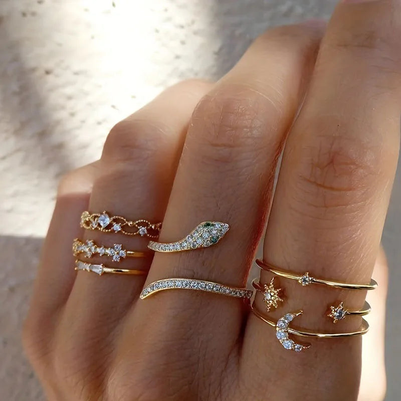 Set de Anillos Vintage Dorados Brillantes