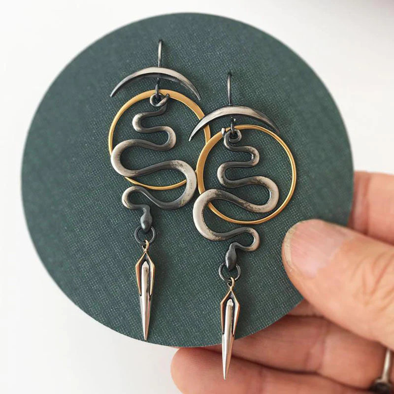 Aretes de Espiral Geométrica Irregular Serpentina