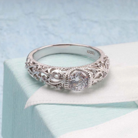Anillo Elegante en Plata Esterlina