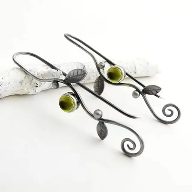Aretes Vintage de Hoja con Zirconia Amarilla