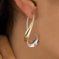 Aretes Colgantes Dorados Vintage
