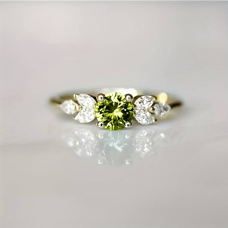 Anillo Vintage de Zirconia Oliva