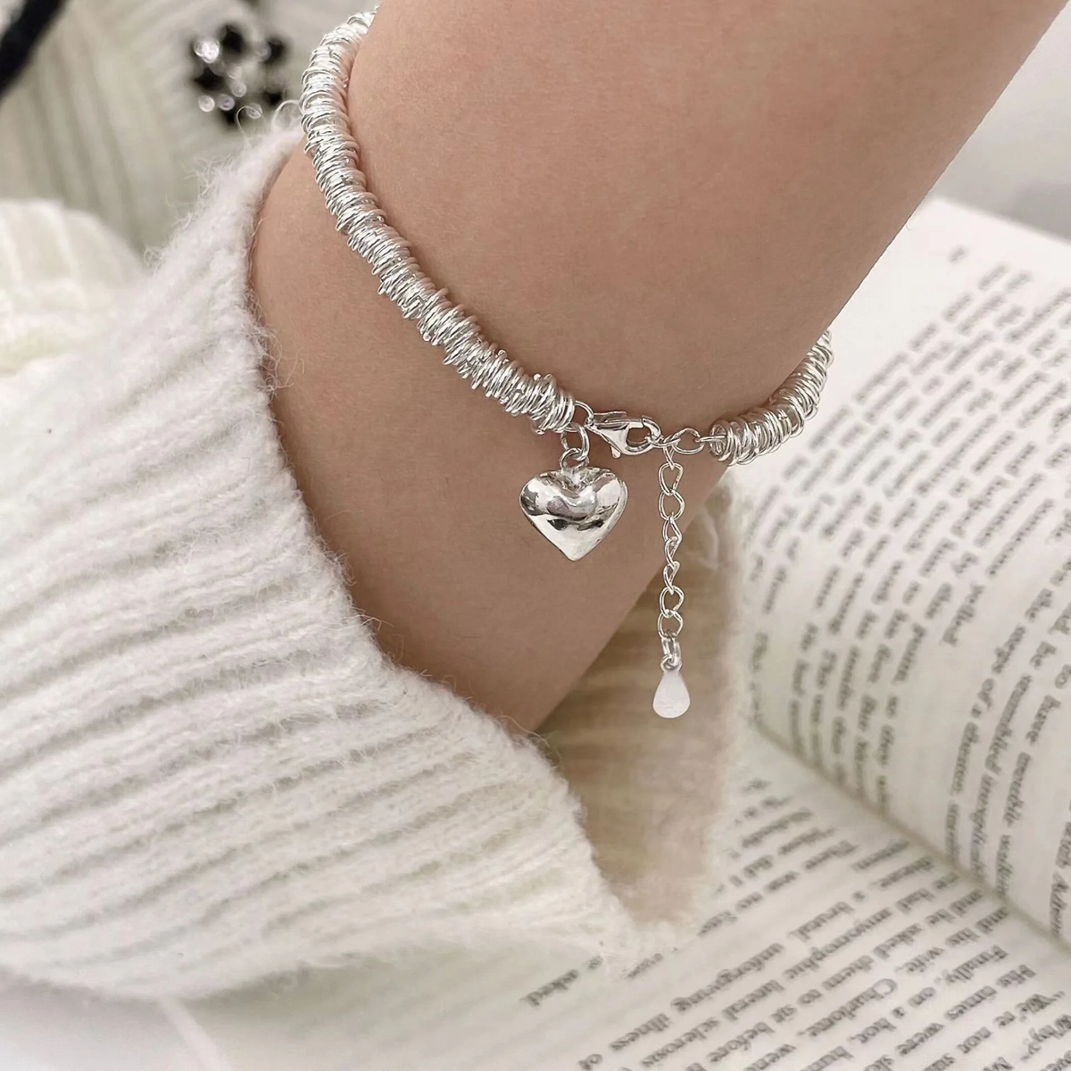 Pulsera Elegante de Corazón en Plata