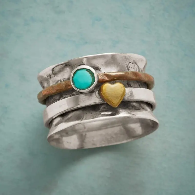 Anillo Vintage de Corazón en Plata y Oro