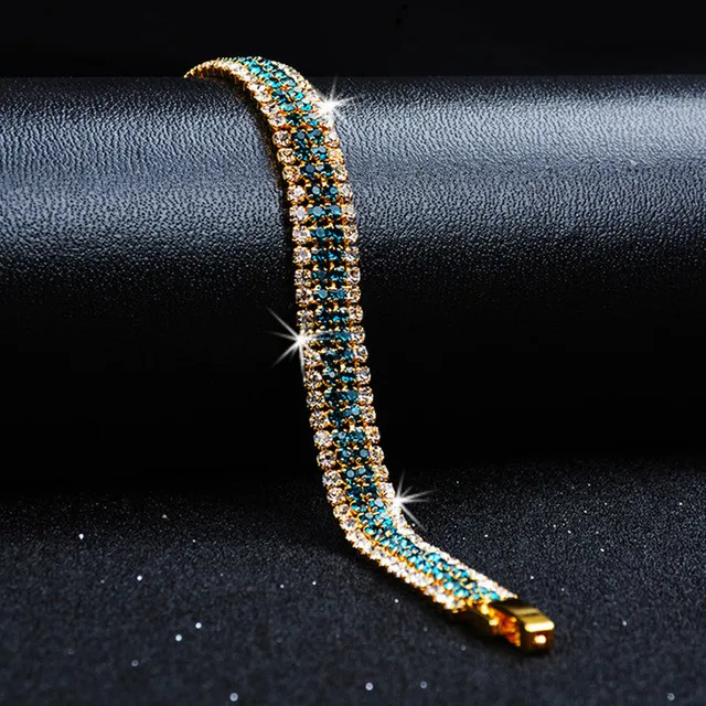 Pulsera Verde Elegante y Chispeante