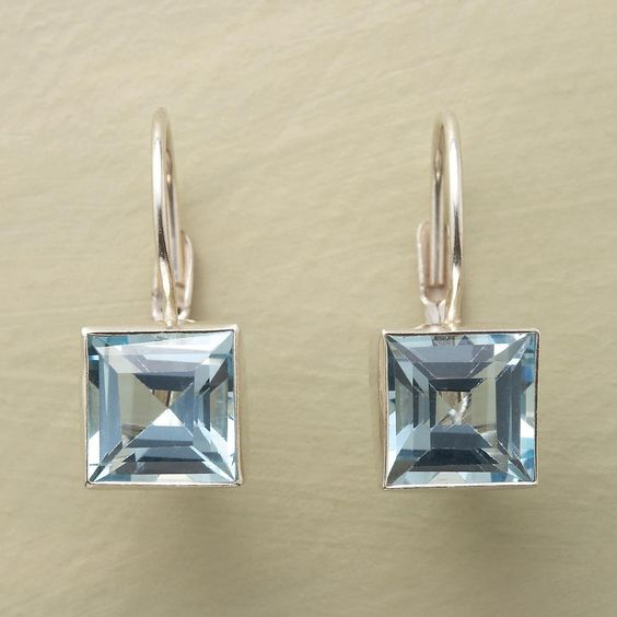 Aretes Vintage de Vidrio Cúbico Azul