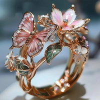 Anillo Dorado Vintage Floral Prifddinas