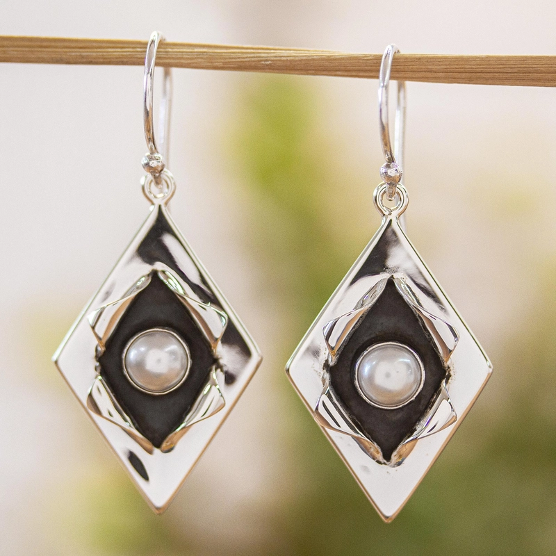 Aretes Vintage de Perla con Incrustaciones en Plata