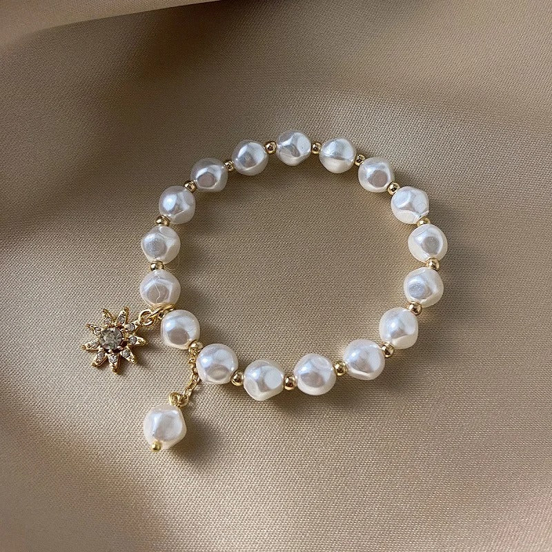 Pulsera de Dije de Perla Blanca & Girasol en Oro