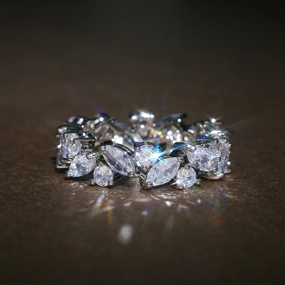 Anillo de Eternidad Vintage de Diamante Marquesa & Redondo