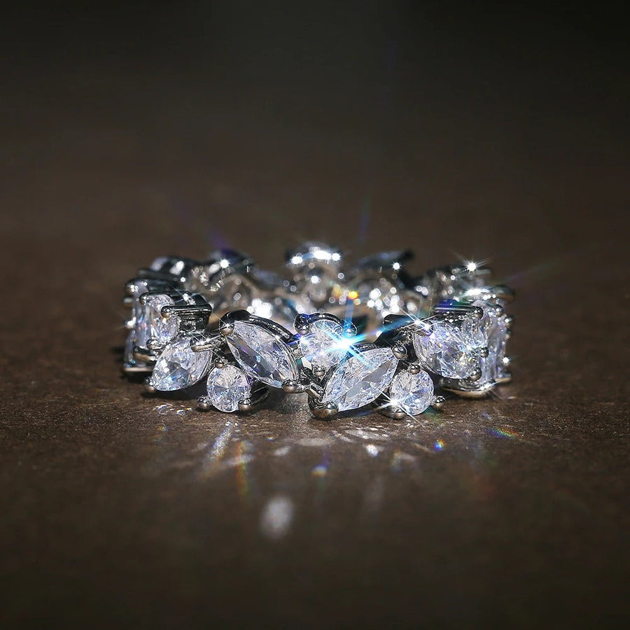 Anillo de Eternidad Vintage de Diamante Marquesa & Redondo