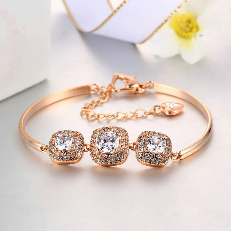 Pulsera Vintage de Diseño Cuadrado de Triple Cristal en Oro Rosa