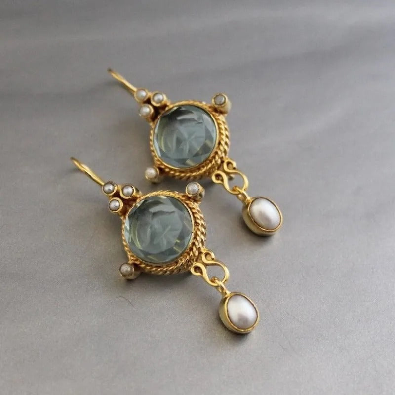 Aretes Colgantes Vintage de Vidrio Azul & Perla