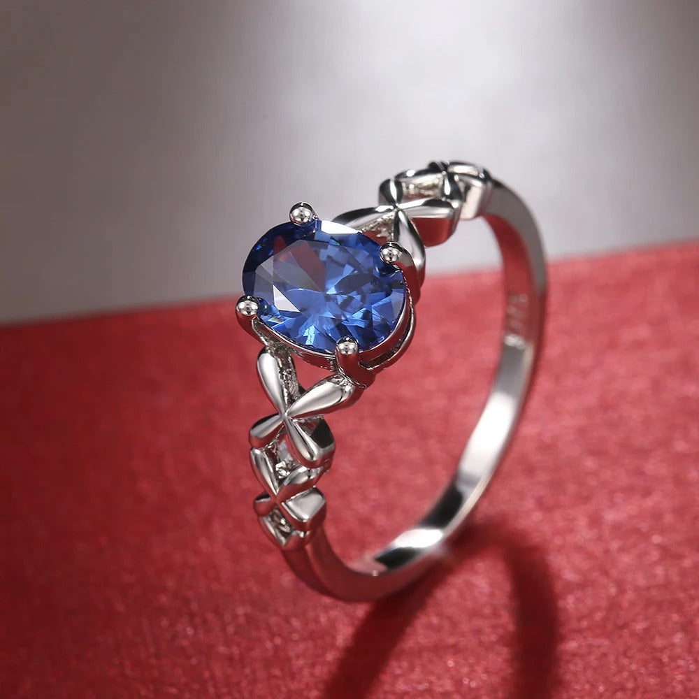 Anillo Vintage de Cristal Azul en Plata