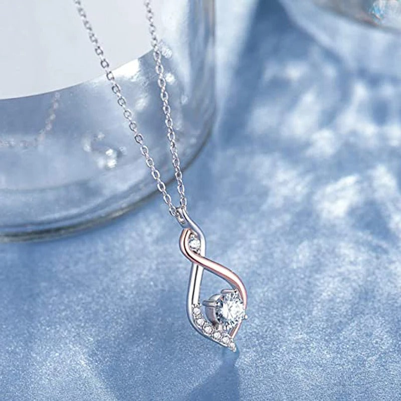 Collar de Torsión & Cristal en Plata