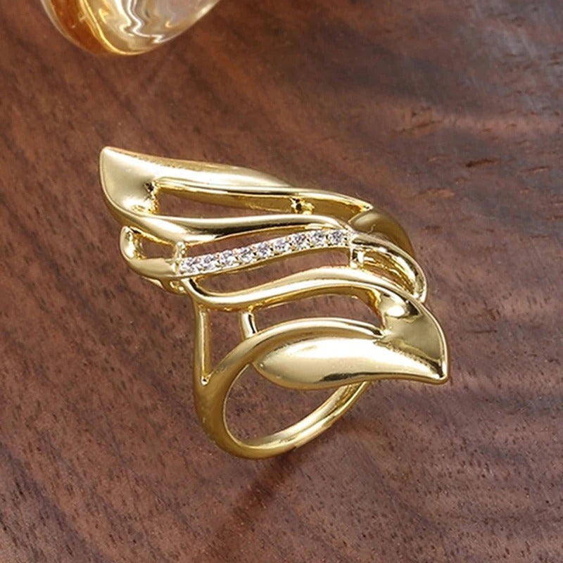 Anillo Vintage de Hoja Trenzada en Oro