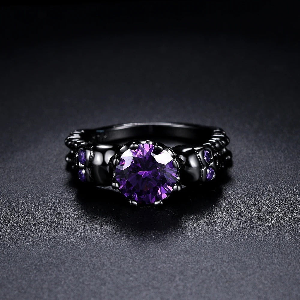 Anillo Vintage Negro de Piedra Preciosa Púrpura Redonda & Diseño Intrincado
